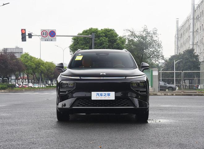 纯电版“理想L9”上市！轴距2998毫米配双电机四驱续航702Km(图2)