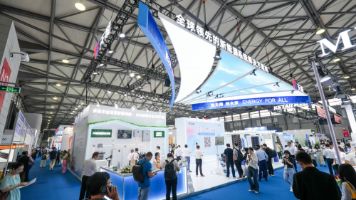 星空体育网站:天能亮相SNECES+2024安全储能赋能绿色生活构建低碳生态