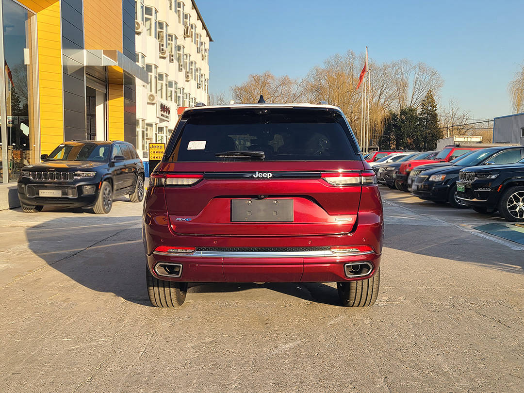 2024款Jeep大切诺基朱砂红色到店北京4s店热销(图17)