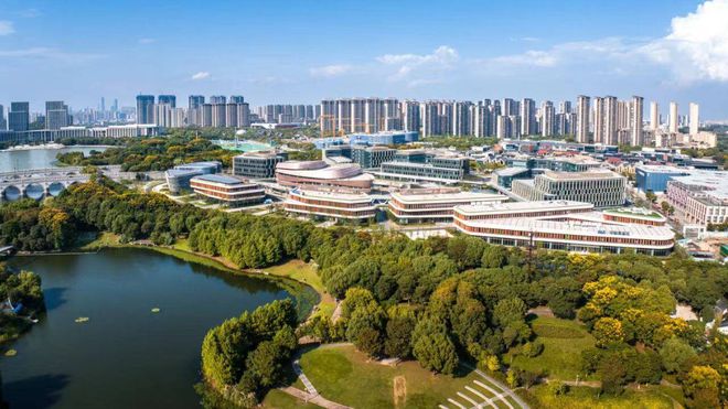 星空体育网站：【向新图强再出发——2024年终经济观察】大抓项目抓大项目发挥投资引擎作用(图3)