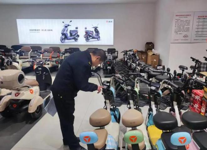 星空体育网站:为什么2024年电动车销量下降10%行内人告诉你真实原因才知道