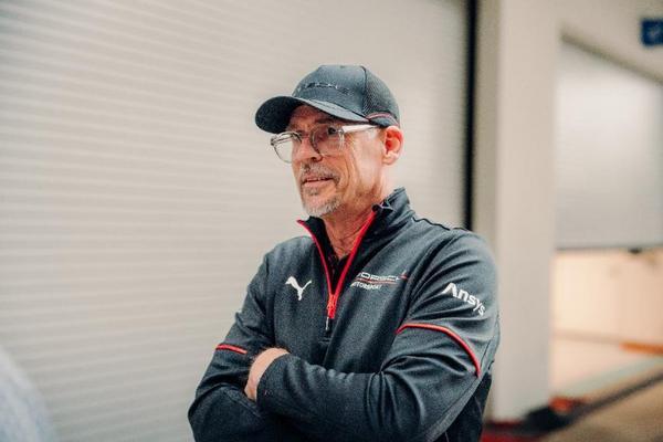 测试革命：全新保时捷FormulaE赛车突破极限(图2)