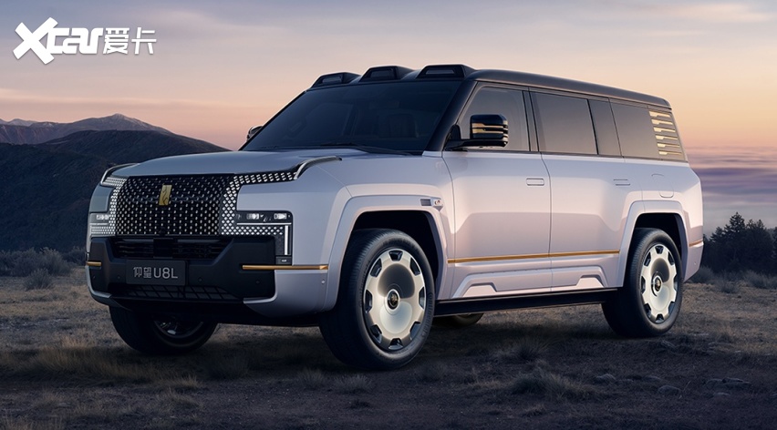 星空体育网站：强得可怕！比亚迪把-30℃低温舱搬进展馆体验极寒闪充(图10)